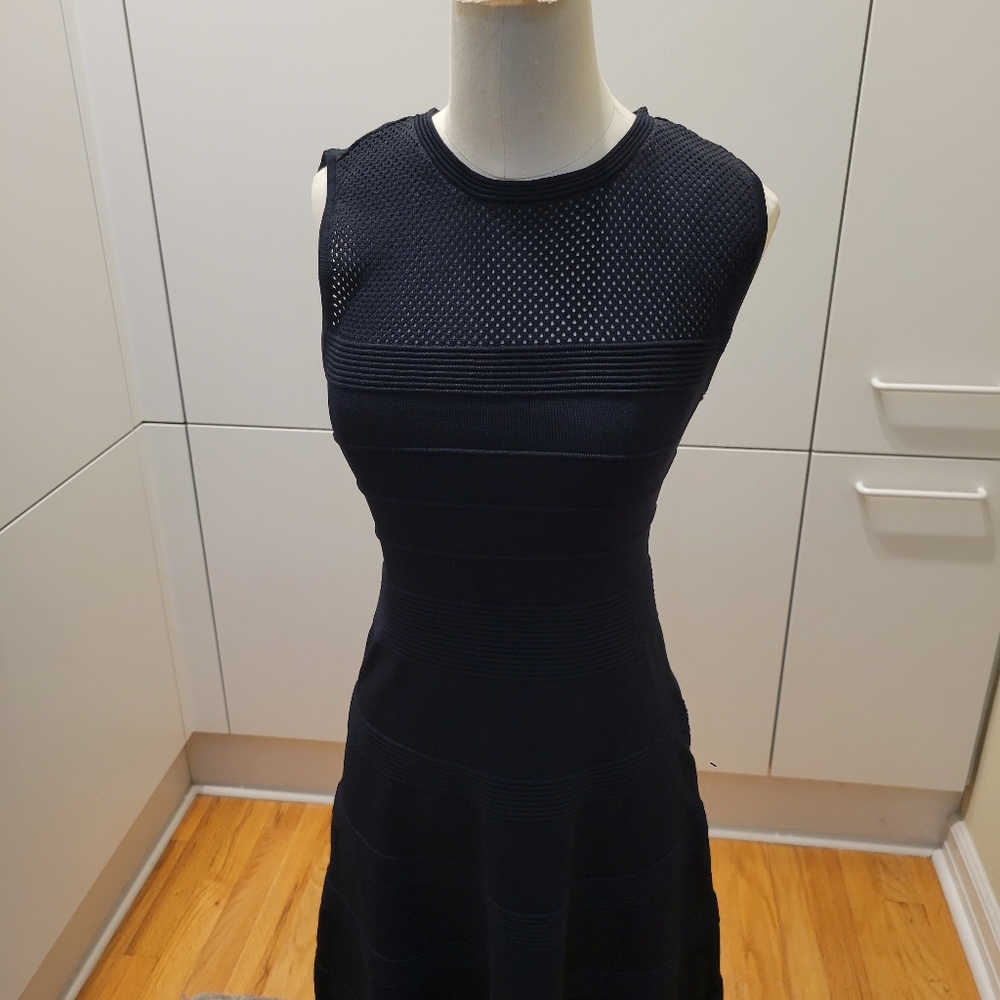 Vince Camuto knit dresd